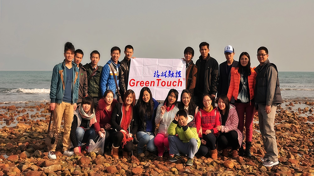 أنشطة بناء الفريق في ديسمبر 2013										