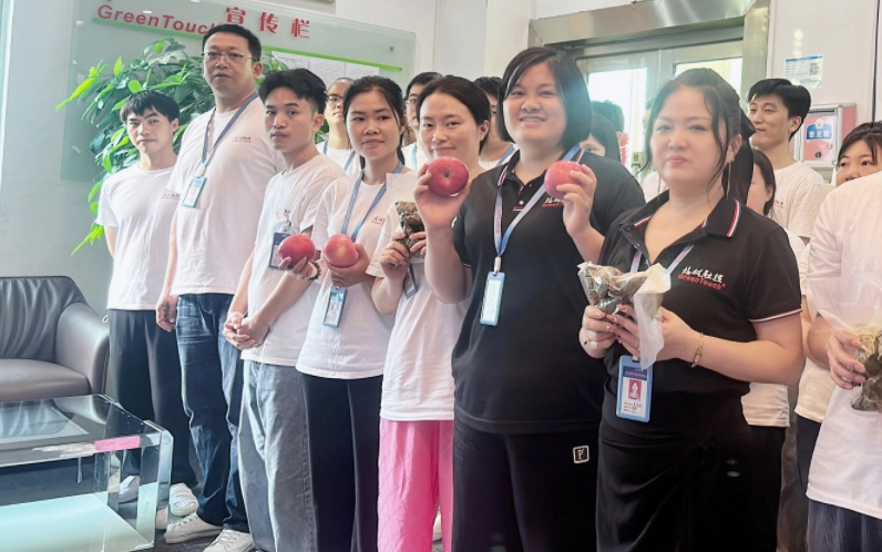 فعاليات مهرجان قوارب التنين غرين تاتش