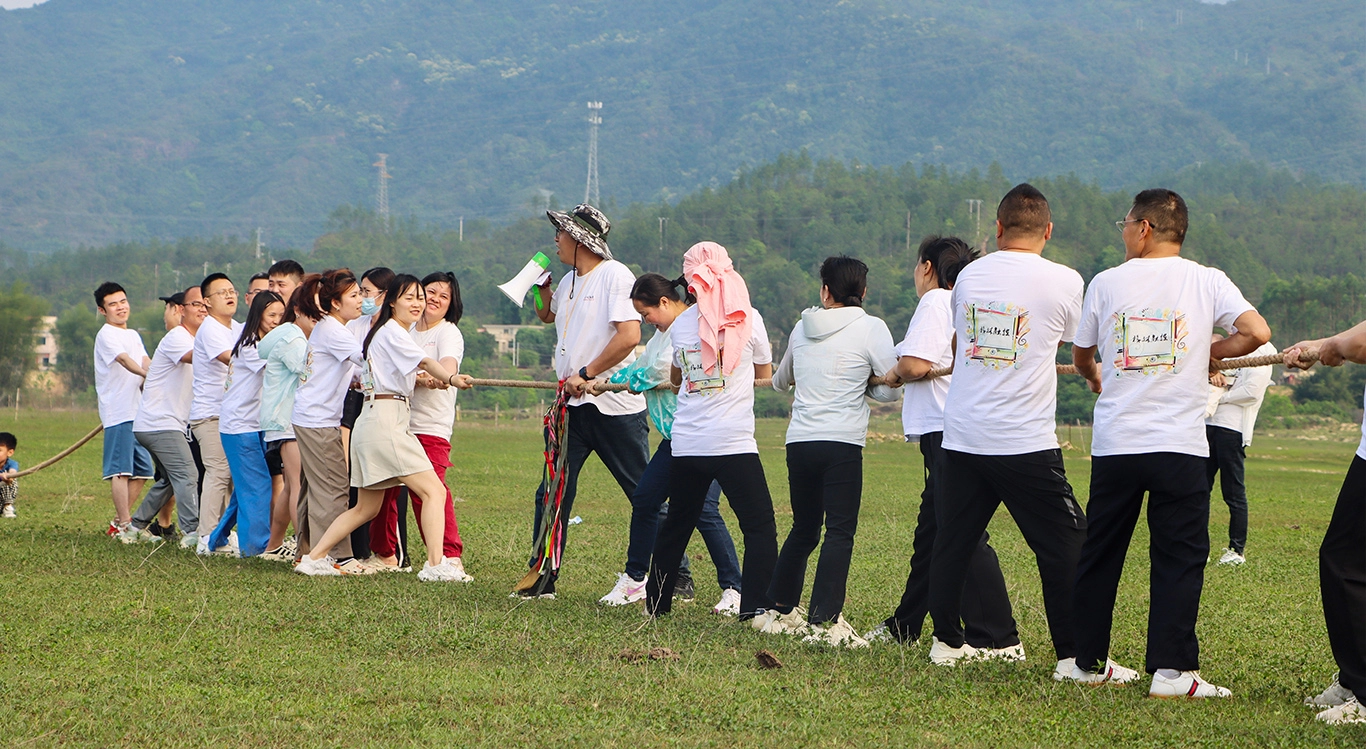 جلسة ألعاب لبناء فريق شركة غرين تاتش 2024